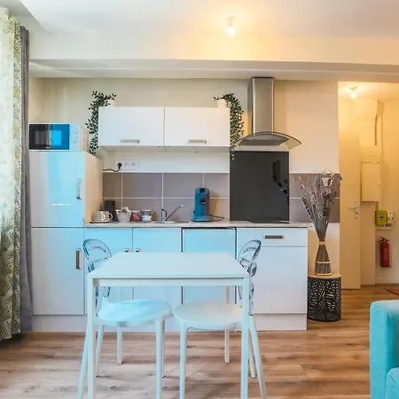 Studio calme et chaleureux en centre ville Clermont-Ferrand Extérieur photo